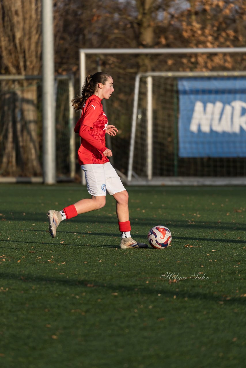 Bild 122 - wBJ Hamburger SV - Holstein Kiel : Ergebnis: 8:0